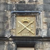 故エリザベス女王は1世or2世？in Scotland