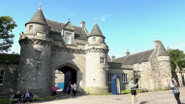 プチ旅💛エジンバラ｜メアリー　クィーン・オブ・スコッツのホリールード・ハウス宮殿を訪れる｜The Palace of Holyroodhouse in Edinburgh