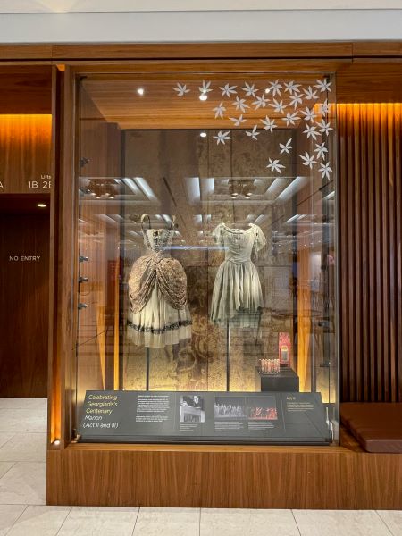 ロイヤル・オペラ・ハウス💃