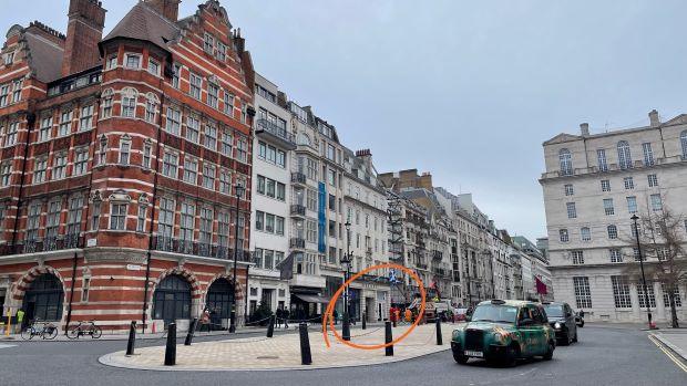 ロンドン散歩💚メイフェア① 英王室の最重要地区 St. James｜チャールズ2世の愛人宅と秘密のトンネル・００７etc…｜Mayfair