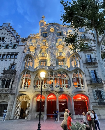 スペイン旅💛バルセロナ　カサ・バトリョが見えるホテル　＜Day 1＞